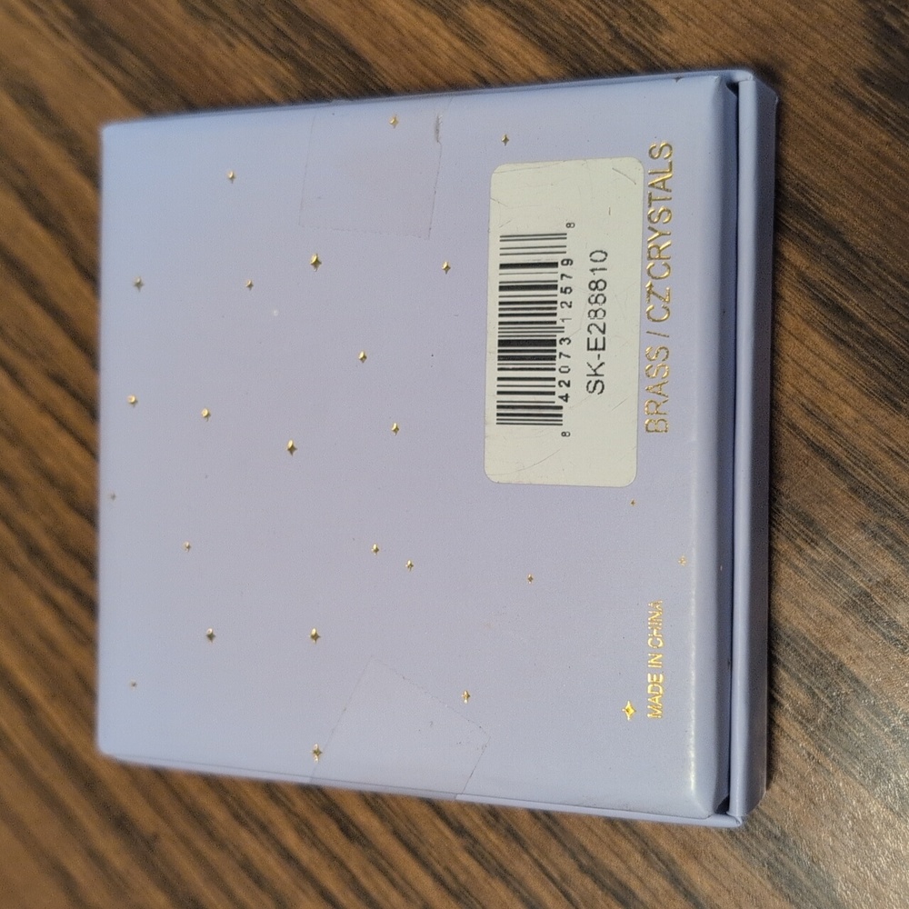 EyeCandy Volar Bee Earrings New - Picture 4 of 4
